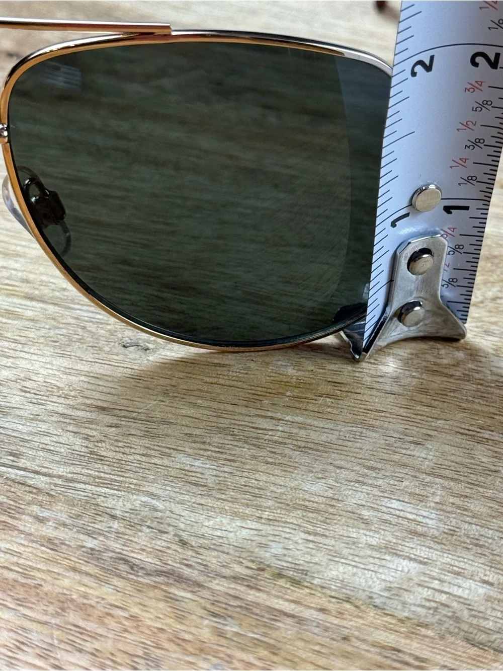 Classic Gold Aviator Sunglasses Green Lens Metal Frame Unisex